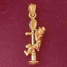 Vintage Charm Pendant, 14kt Gold - Bourbon Street Lamp Charm #4844